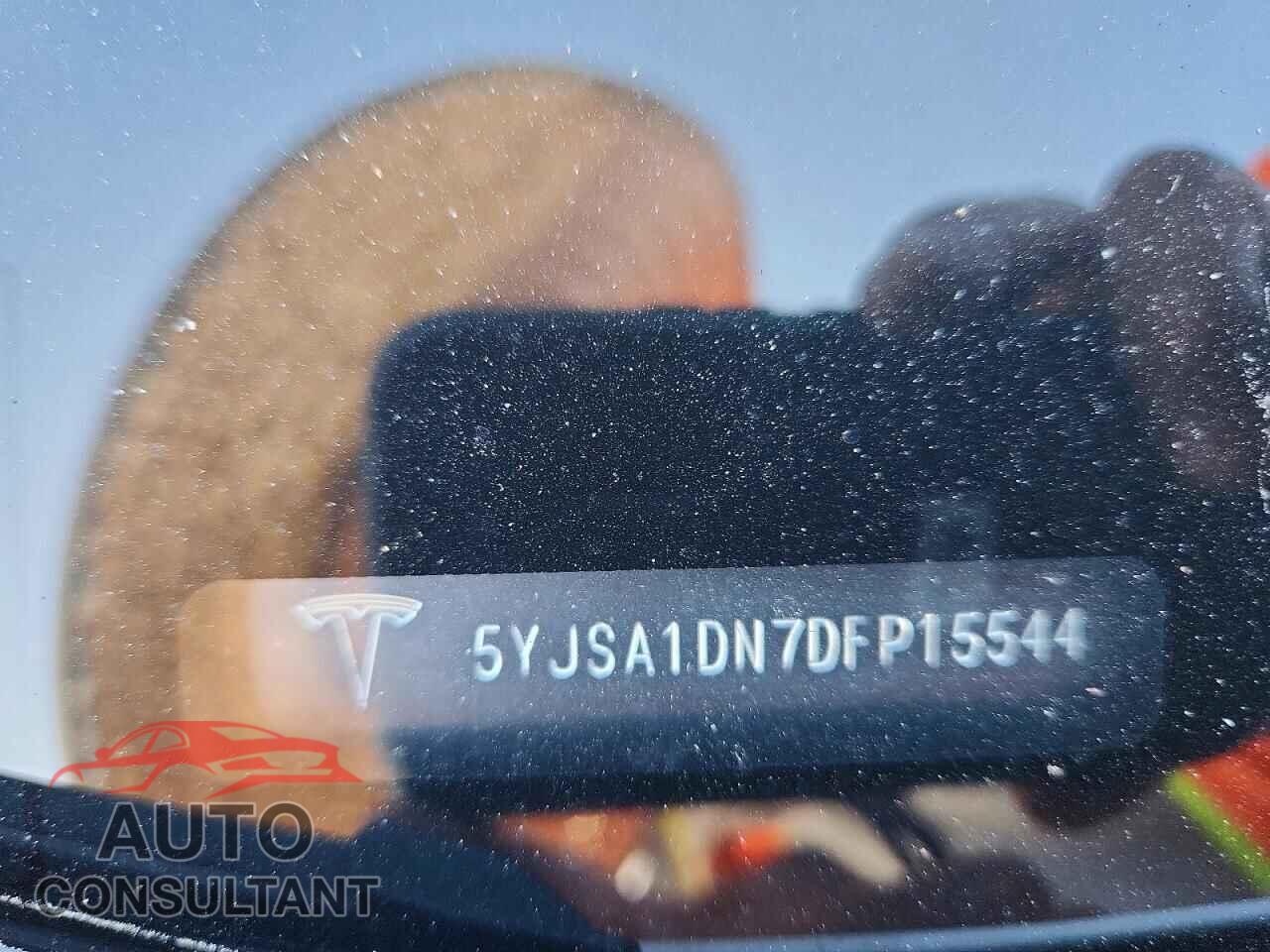 TESLA MODEL S 2013 - 5YJSA1DN7DFP15544