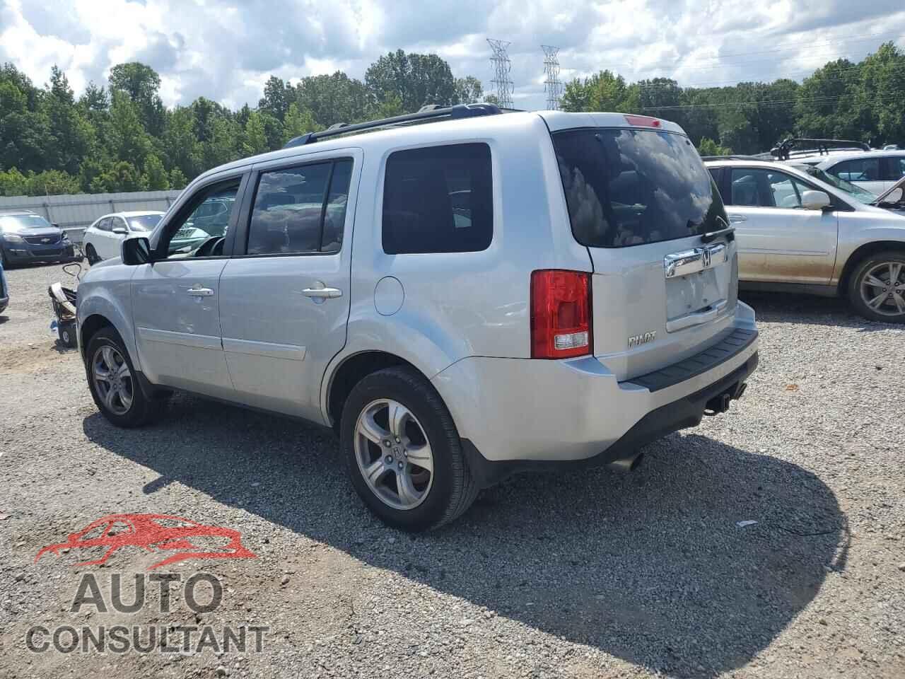 HONDA PILOT 2013 - 5FNYF3H46DB010761