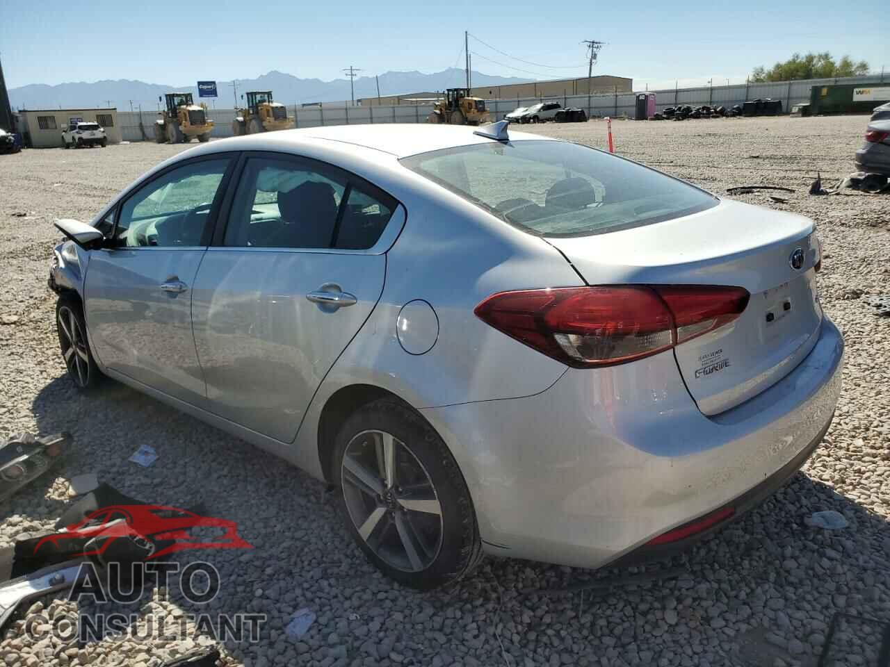 KIA FORTE 2017 - 3KPFL4A86HE036422