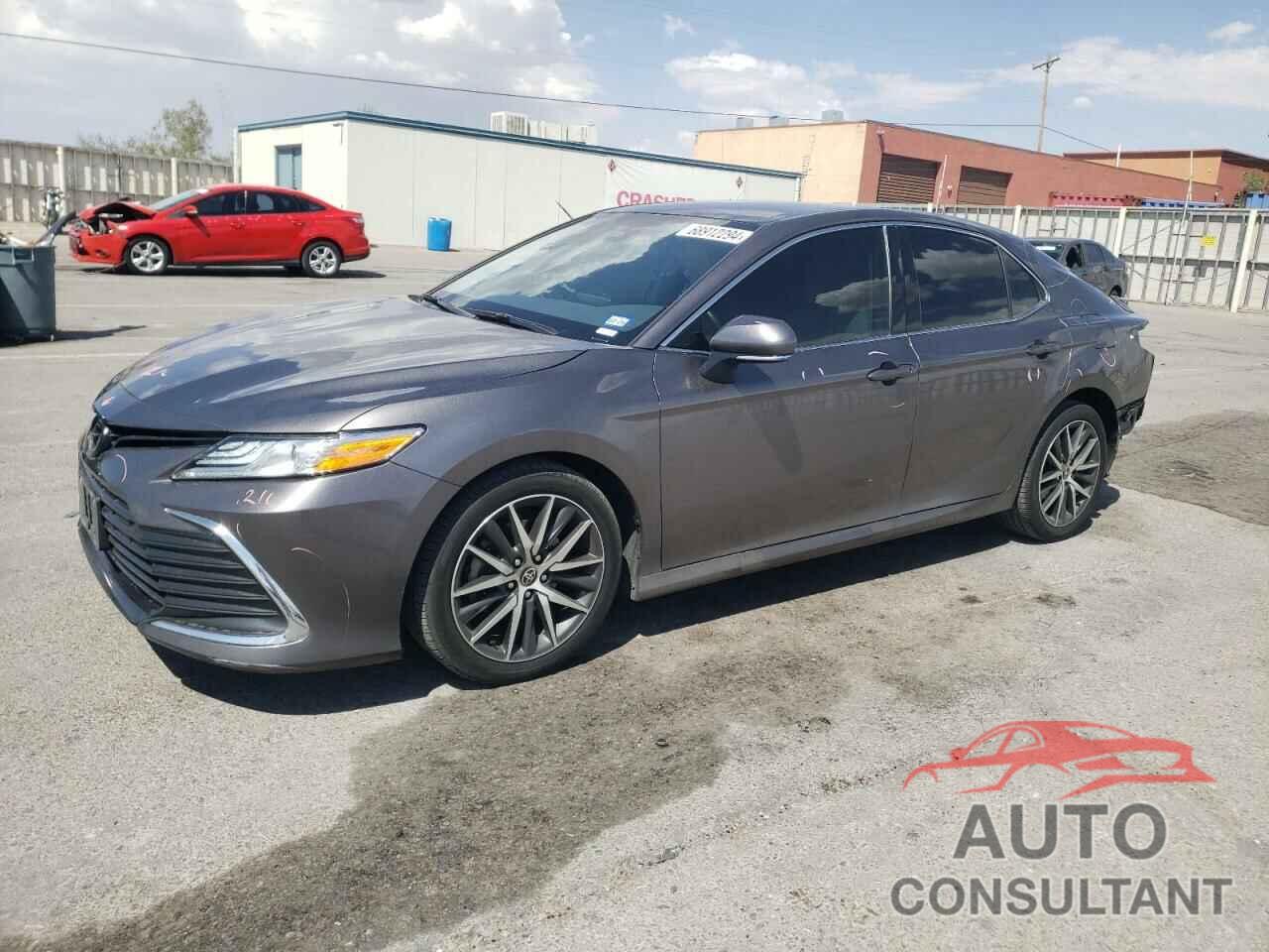 TOYOTA CAMRY 2022 - 4T1F11AKXNU024766