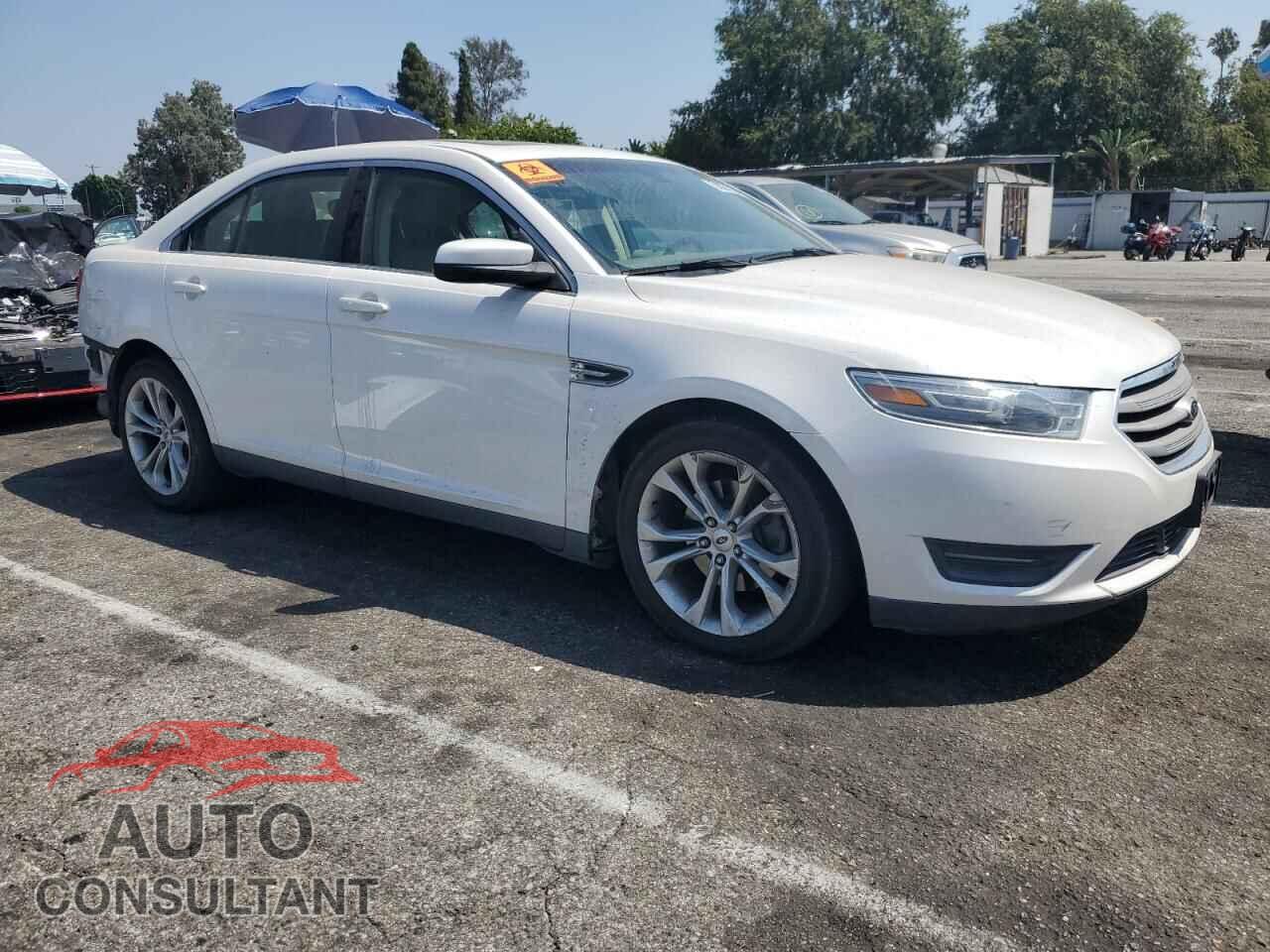 FORD TAURUS 2013 - 1FAHP2E82DG120958