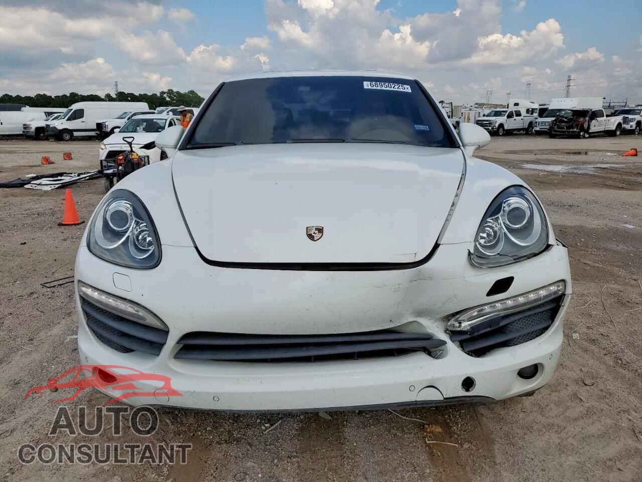PORSCHE CAYENNE 2014 - WP1AB2A23ELA55007