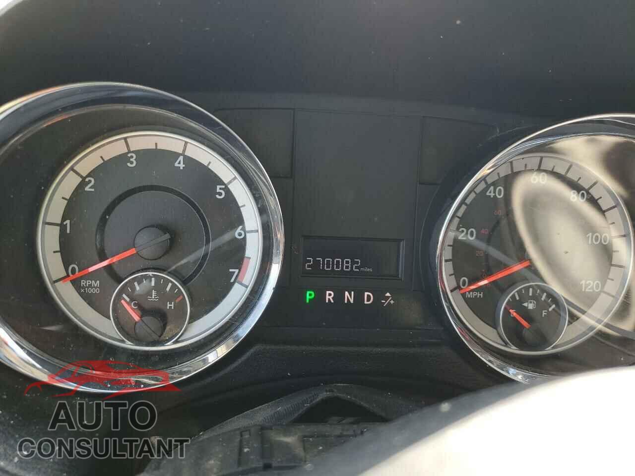 DODGE CARAVAN 2011 - 2D4RN4DG7BR700505