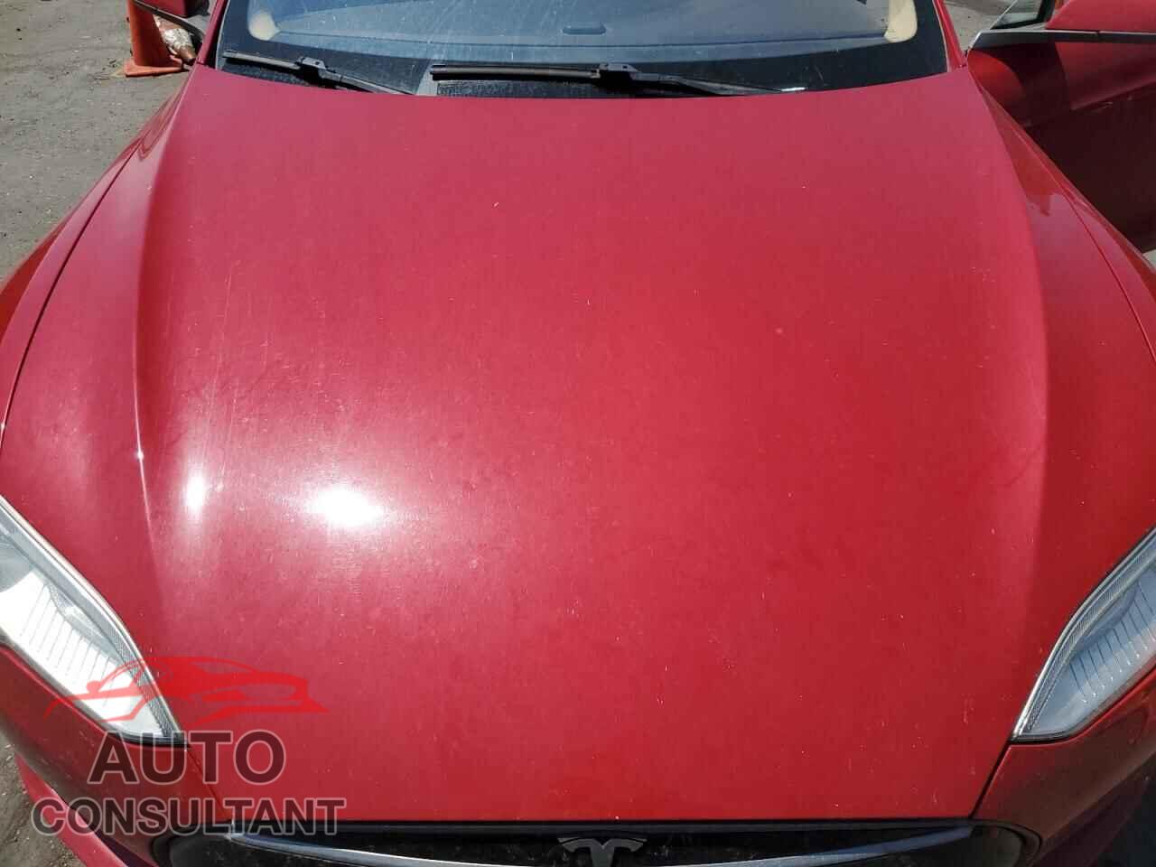 TESLA MODEL S 2013 - 5YJSA1BC0DFP10901
