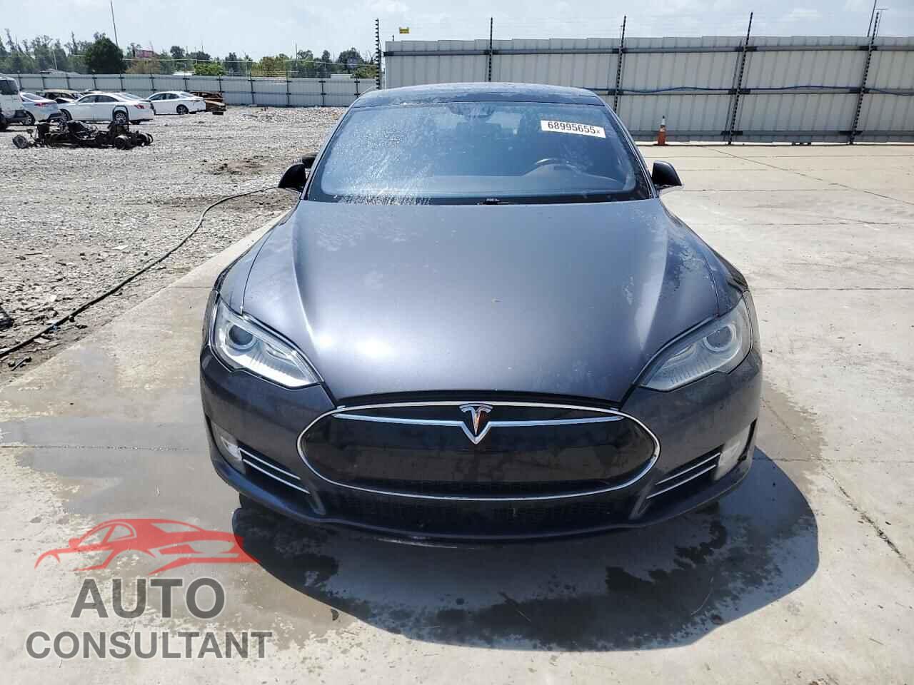 TESLA MODEL S 2015 - 5YJSA1S28FF088512