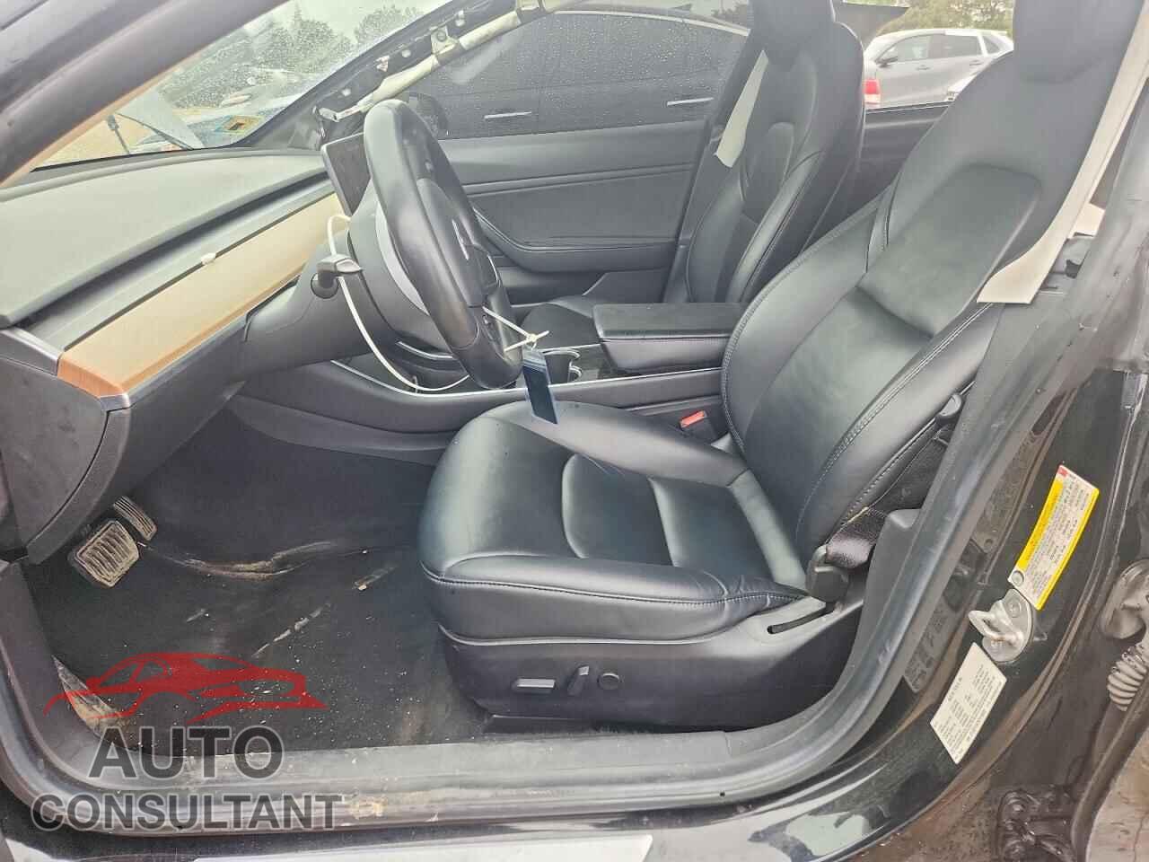 TESLA MODEL 3 2019 - 5YJ3E1EA7KF410322