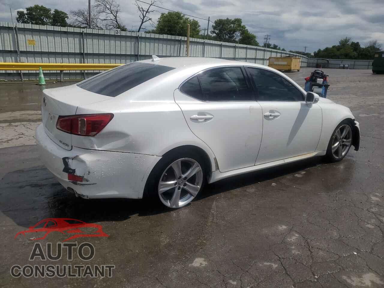LEXUS IS 2013 - JTHBF5C27D5189058