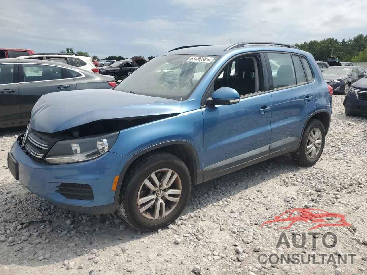 VOLKSWAGEN TIGUAN 2017 - WVGAV7AX7HK002222