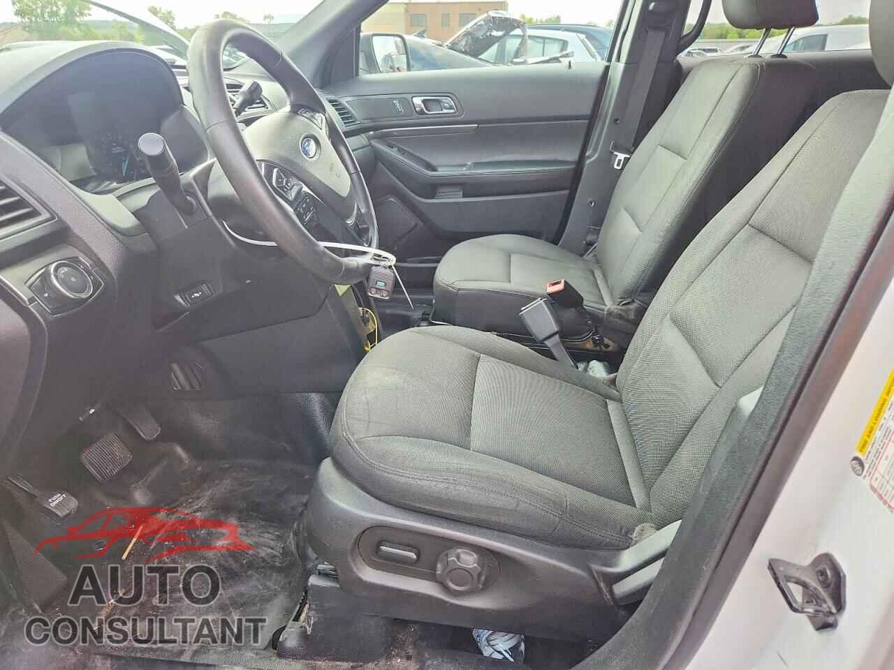 FORD EXPLORER 2017 - 1FM5K8AR0HGE14048