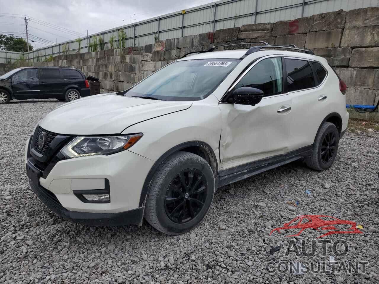 NISSAN ROGUE 2018 - 5N1AT2MV8JC720090