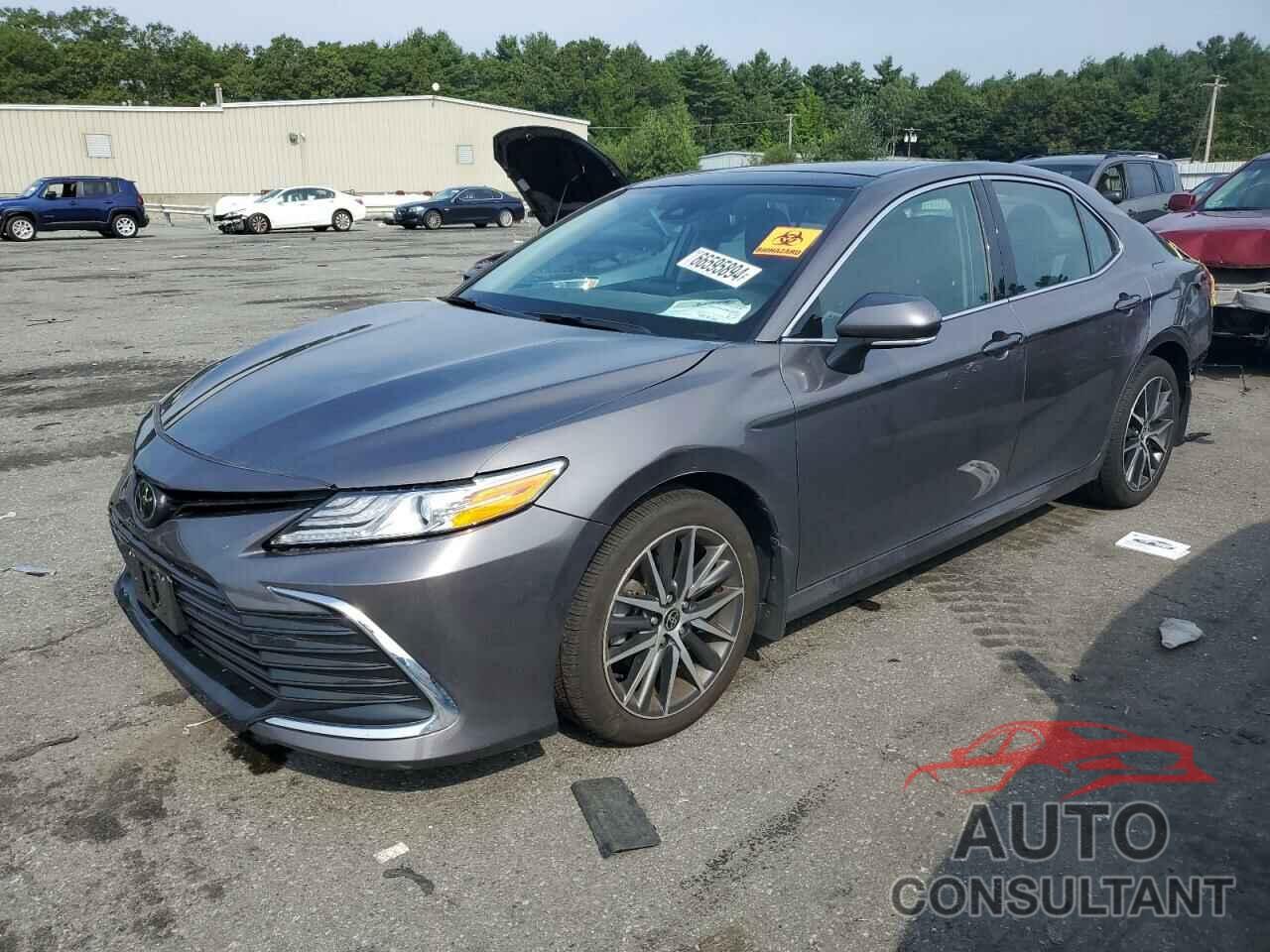 TOYOTA CAMRY 2023 - 4T1F11BK5PU077554