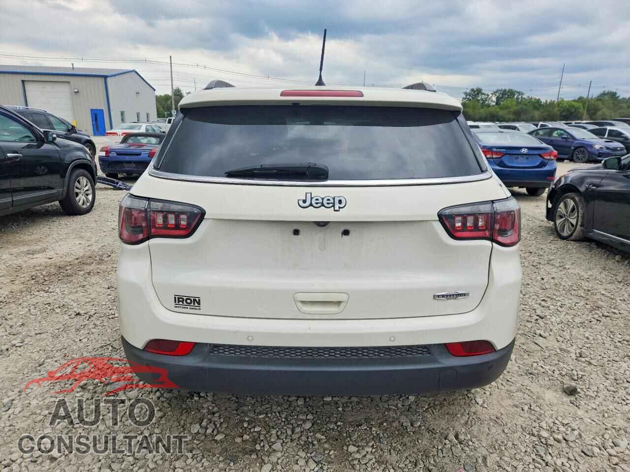 JEEP COMPASS 2017 - 3C4NJCBB9HT669384