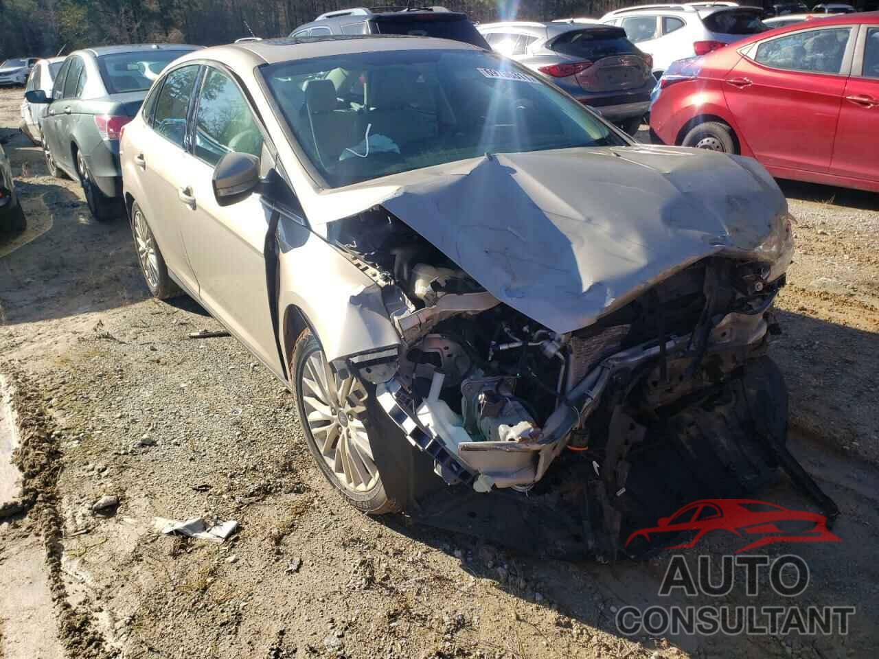 FORD FOCUS 2017 - 1FADP3J22HL330950