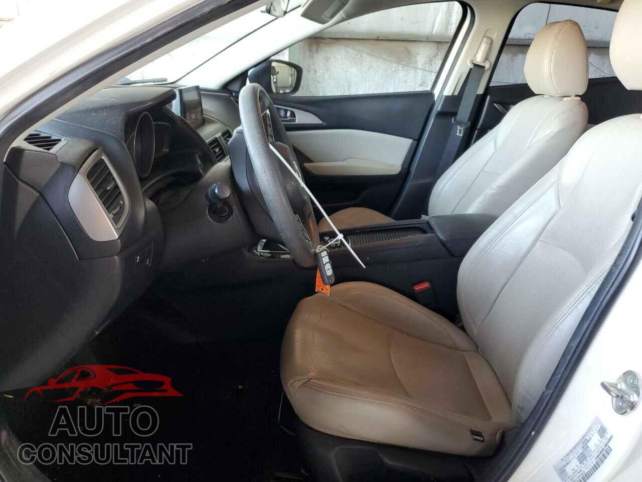 MAZDA 3 2017 - 3MZBN1U7XHM154308