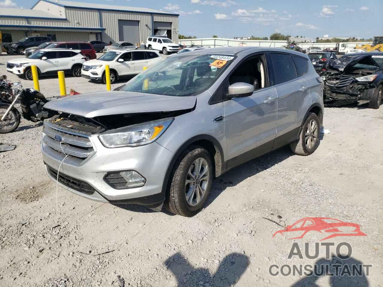 FORD ESCAPE 2017 - 1FMCU0GDXHUB27901