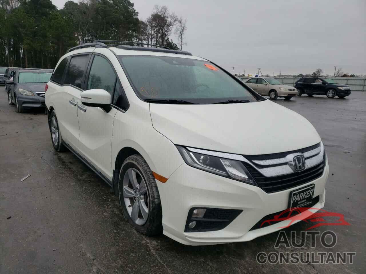 HONDA ODYSSEY 2018 - 5FNRL6H79JB080422