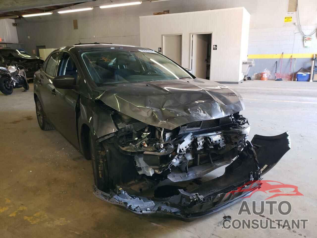 FORD FOCUS 2018 - 1FADP3FE5JL255380