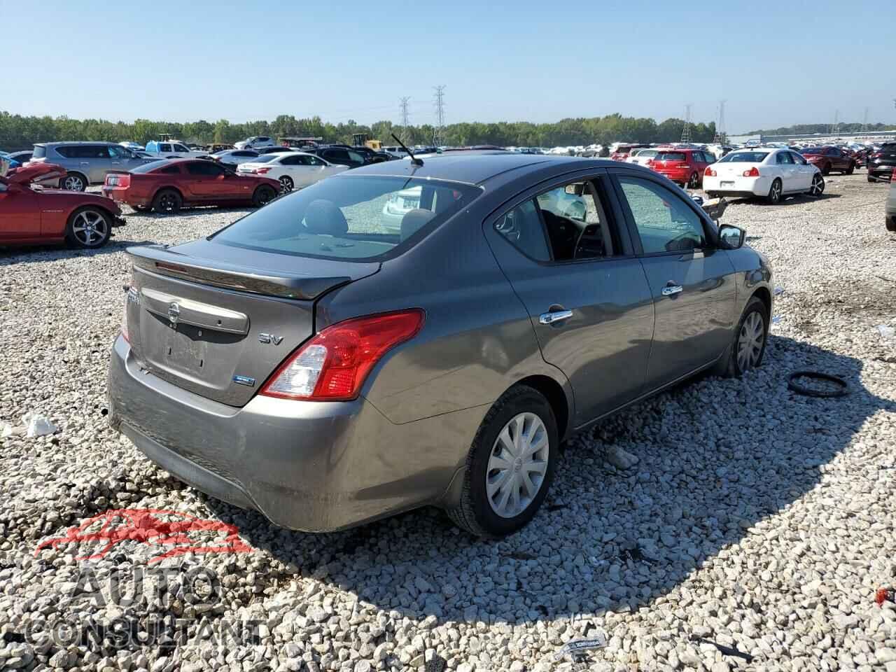 NISSAN VERSA 2015 - 3N1CN7AP9FL818912