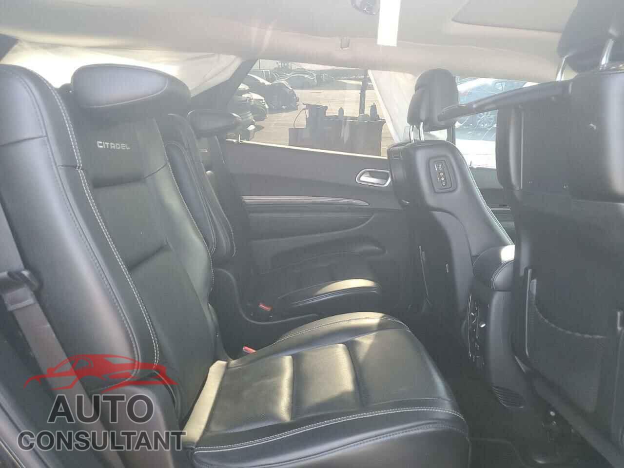 DODGE DURANGO 2018 - 1C4RDJEG2JC101435
