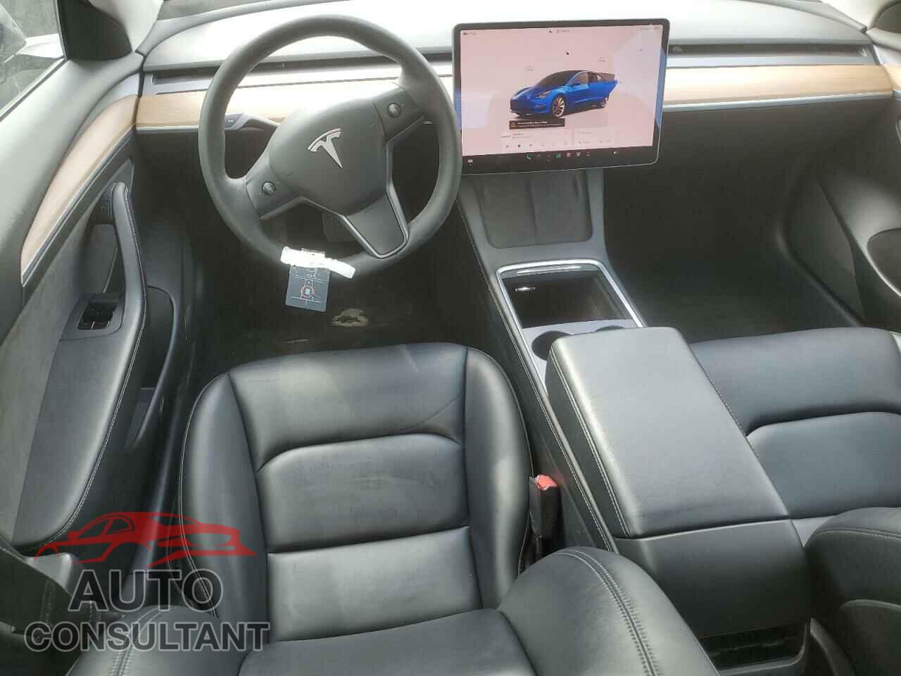 TESLA MODEL 3 2022 - 5YJ3E1EA8NF190838