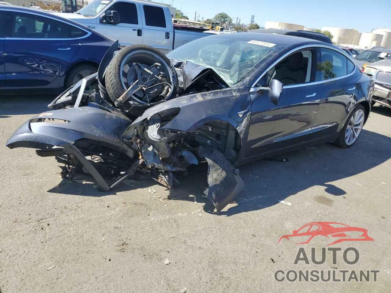 TESLA MODEL 3 2018 - 5YJ3E1EA7JF019931