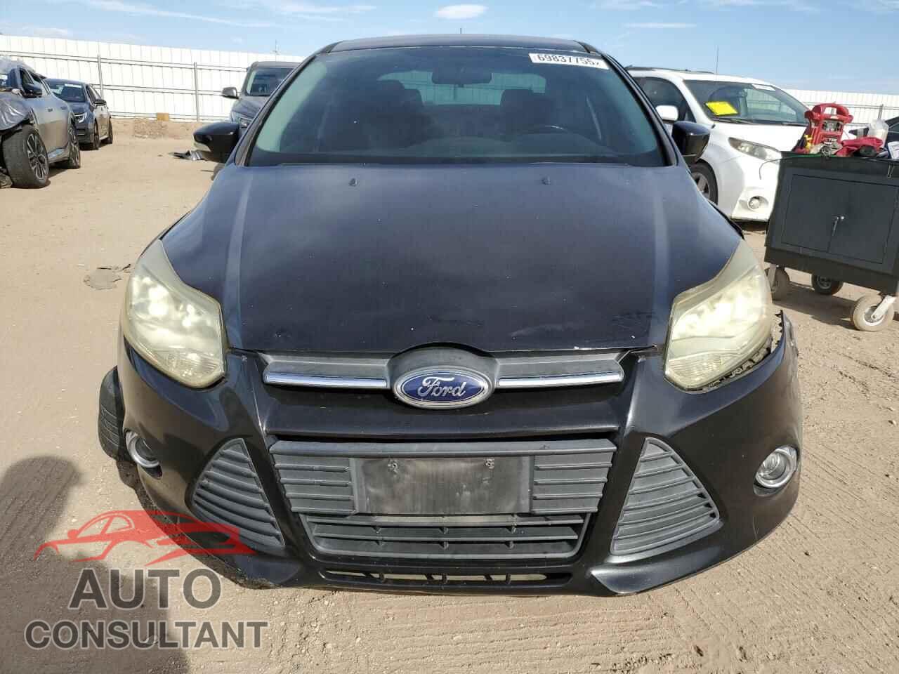 FORD FOCUS 2014 - 1FADP3F2XEL219423