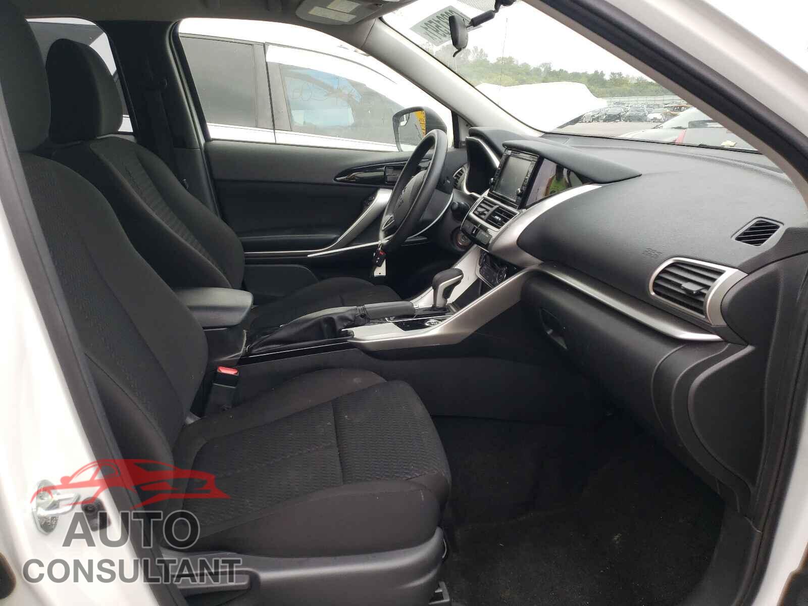 MITSUBISHI ECLIPSE 2019 - JA4AT3AA8KZ010899