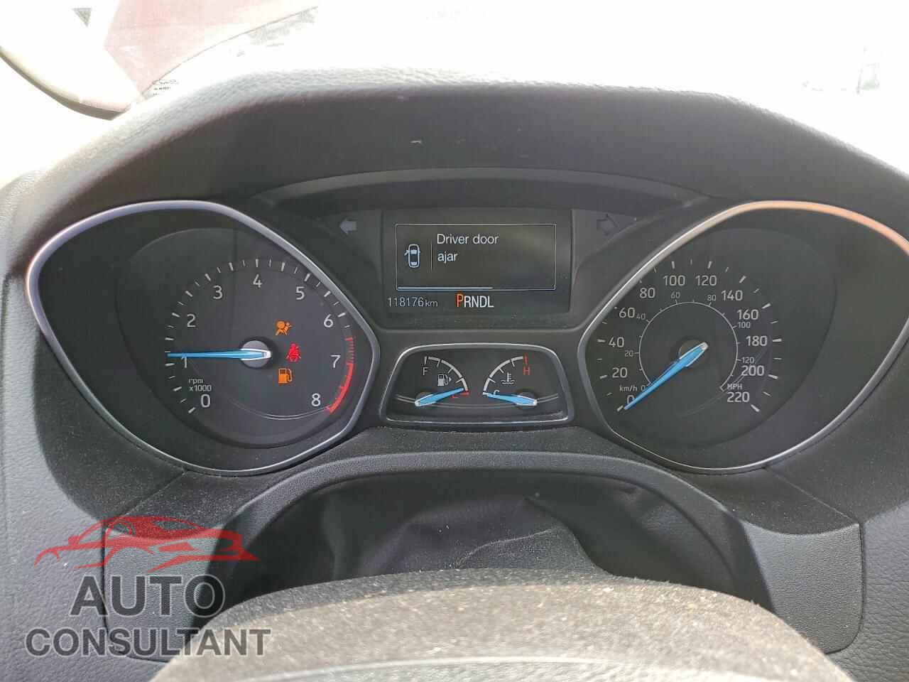 FORD FOCUS 2015 - 1FADP3K22FL377813