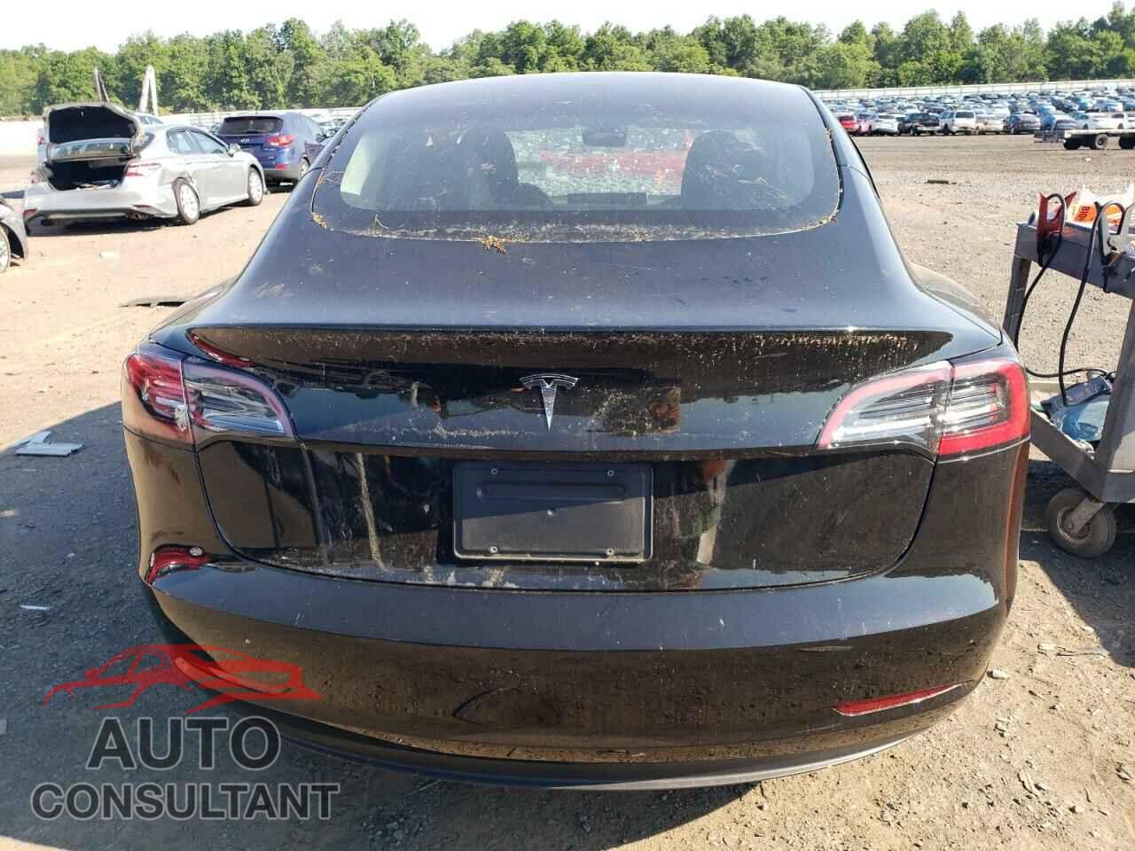 TESLA MODEL 3 2023 - 5YJ3E1EA5PF649682