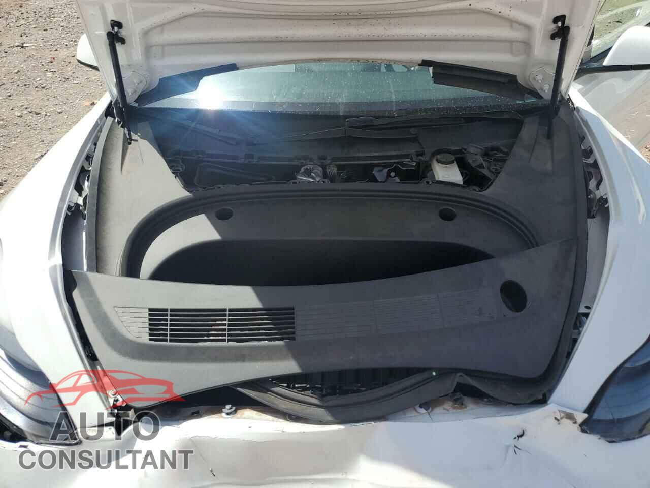 TESLA MODEL 3 2023 - 5YJ3E1EA4PF606483