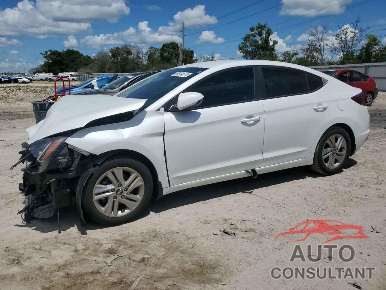 HYUNDAI ELANTRA 2019 - 5NPD84LF6KH476082