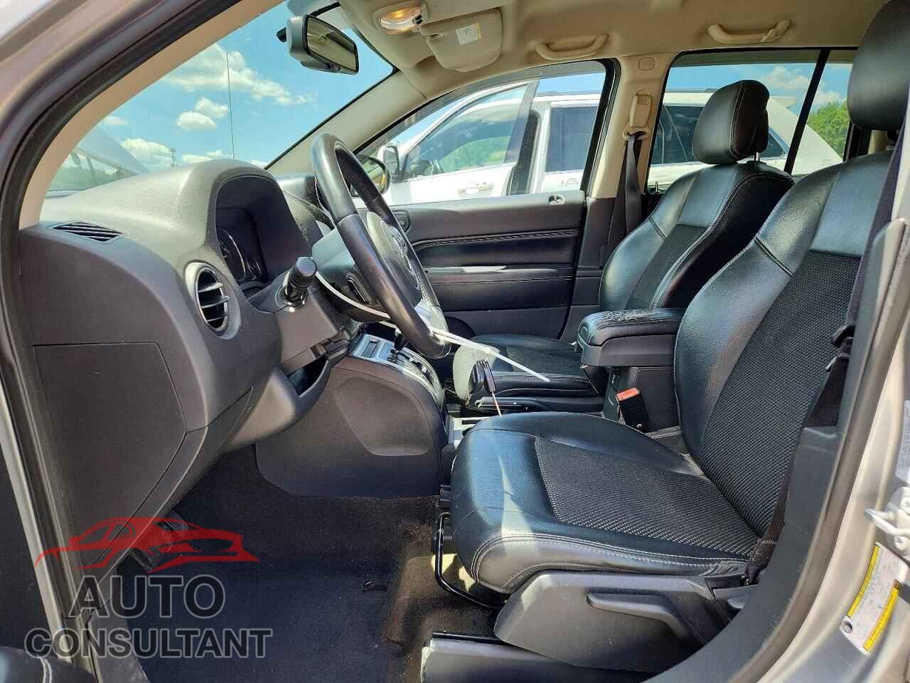 JEEP COMPASS 2017 - 1C4NJDEB3HD162312