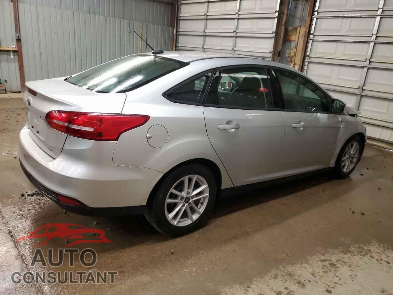 FORD FOCUS 2017 - 1FADP3F27HL286873