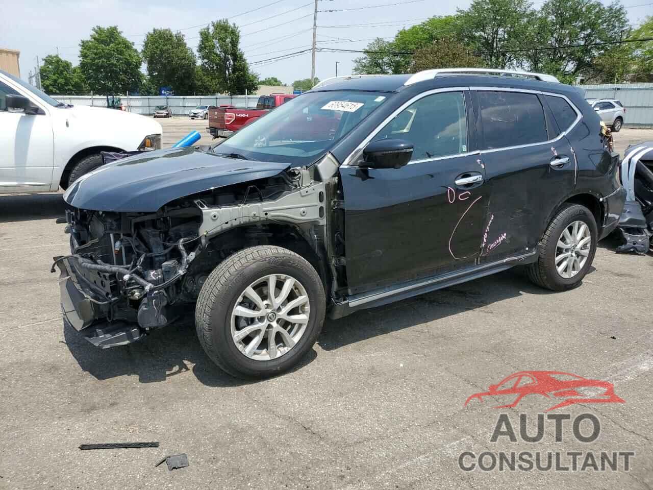 NISSAN ROGUE 2018 - KNMAT2MV8JP604613