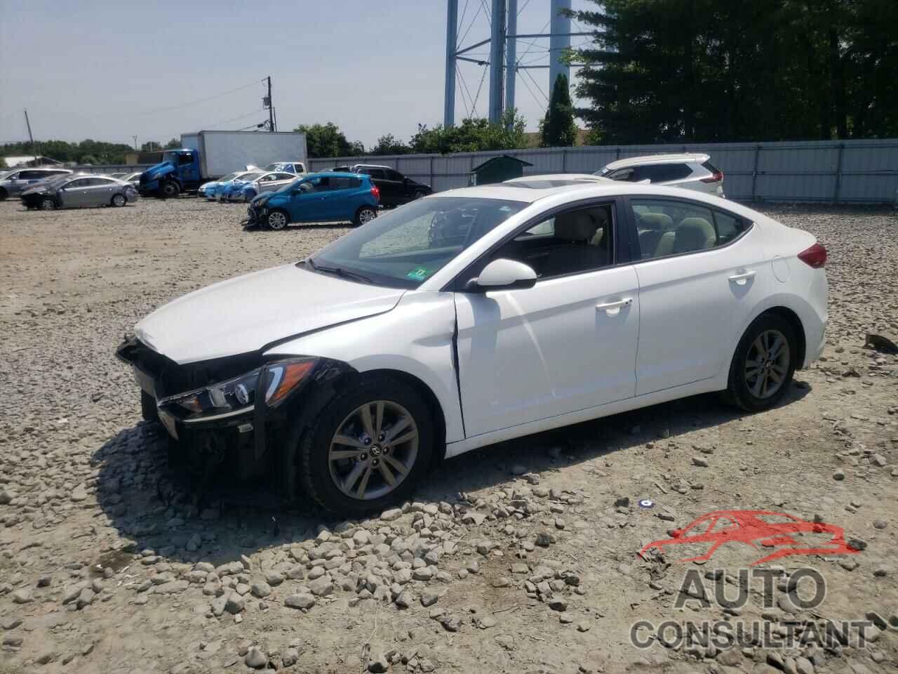 HYUNDAI ELANTRA 2018 - 5NPD84LF0JH381029