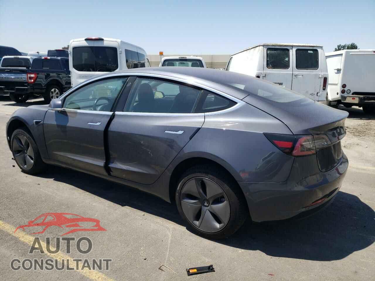 TESLA MODEL 3 2018 - 5YJ3E1EA3JF028108