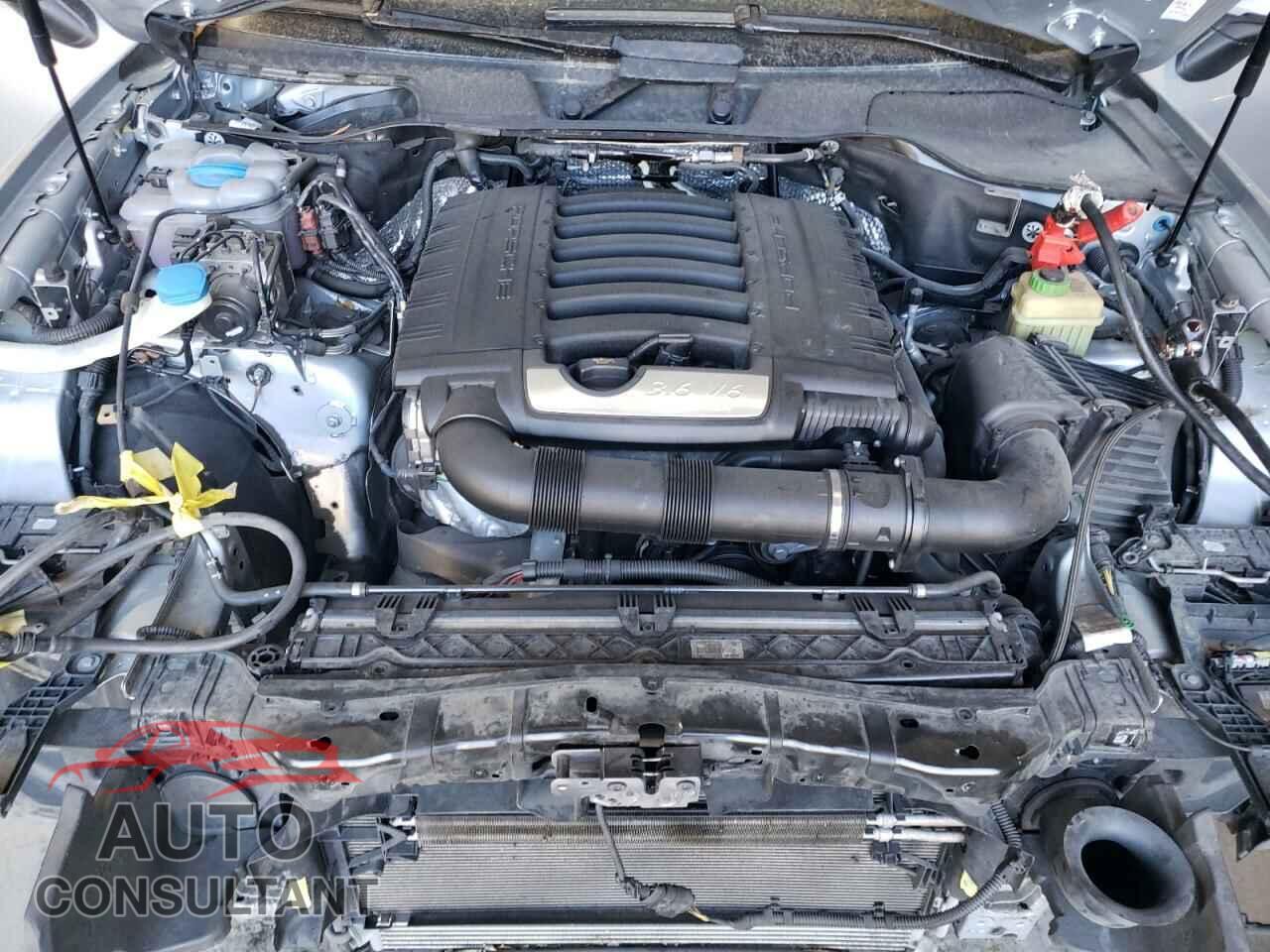 PORSCHE CAYENNE 2017 - WP1AA2A23HKA81538