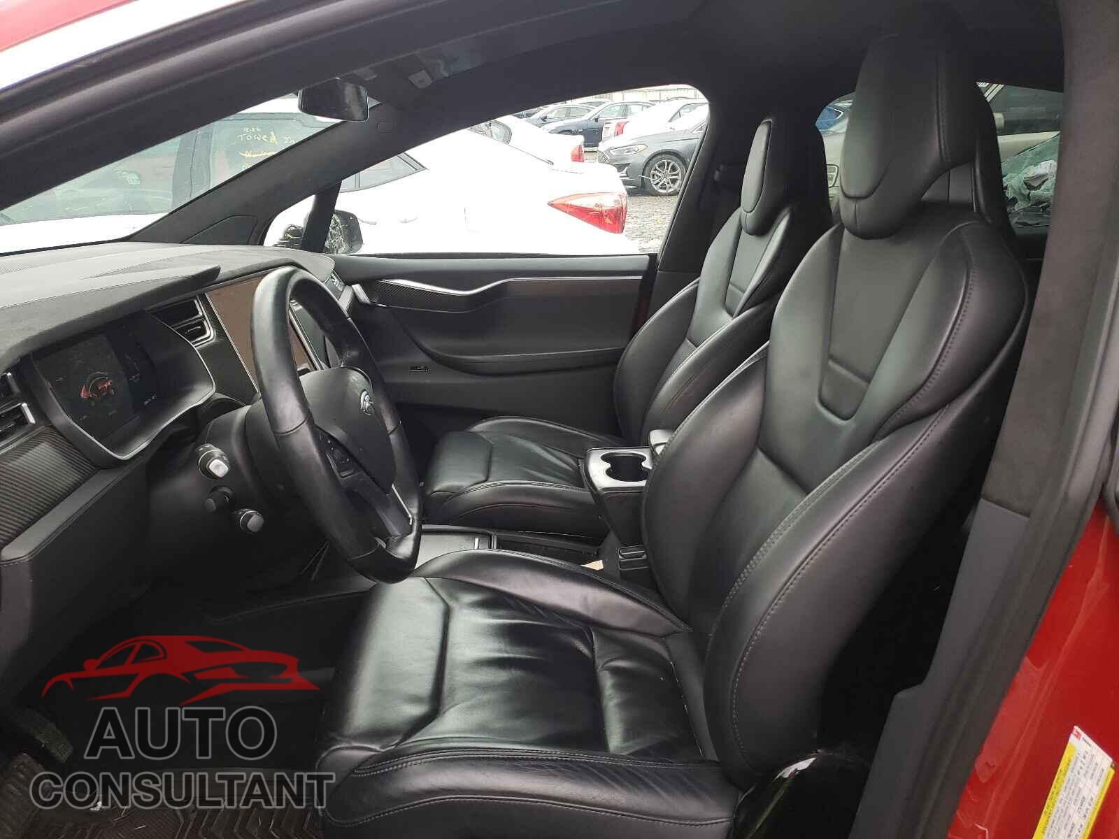 TESLA MODEL X 2017 - 5YJXCAE28HF044444
