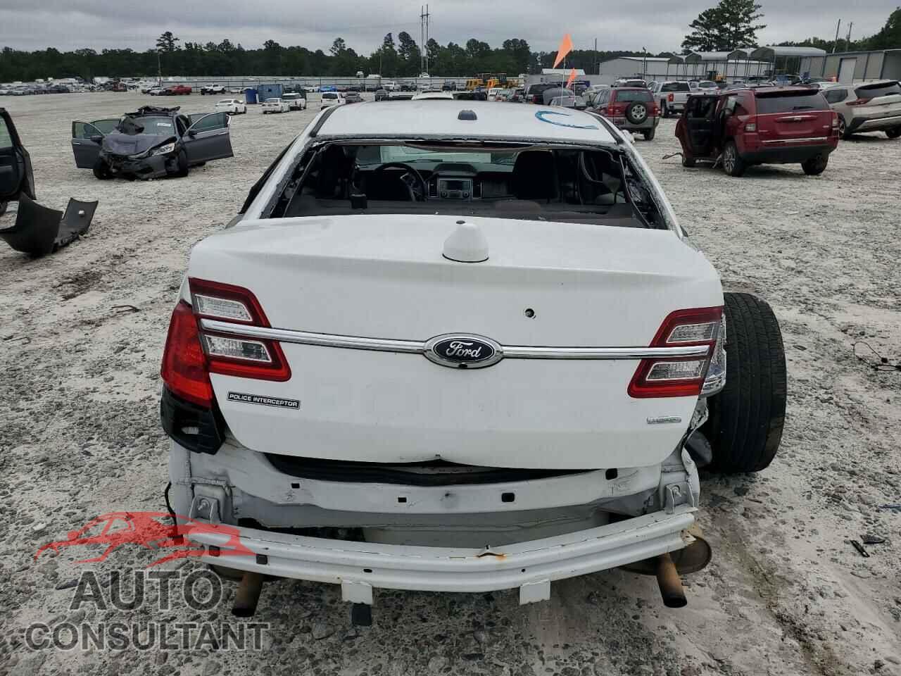 FORD TAURUS 2016 - 1FAHP2MT2GG154666