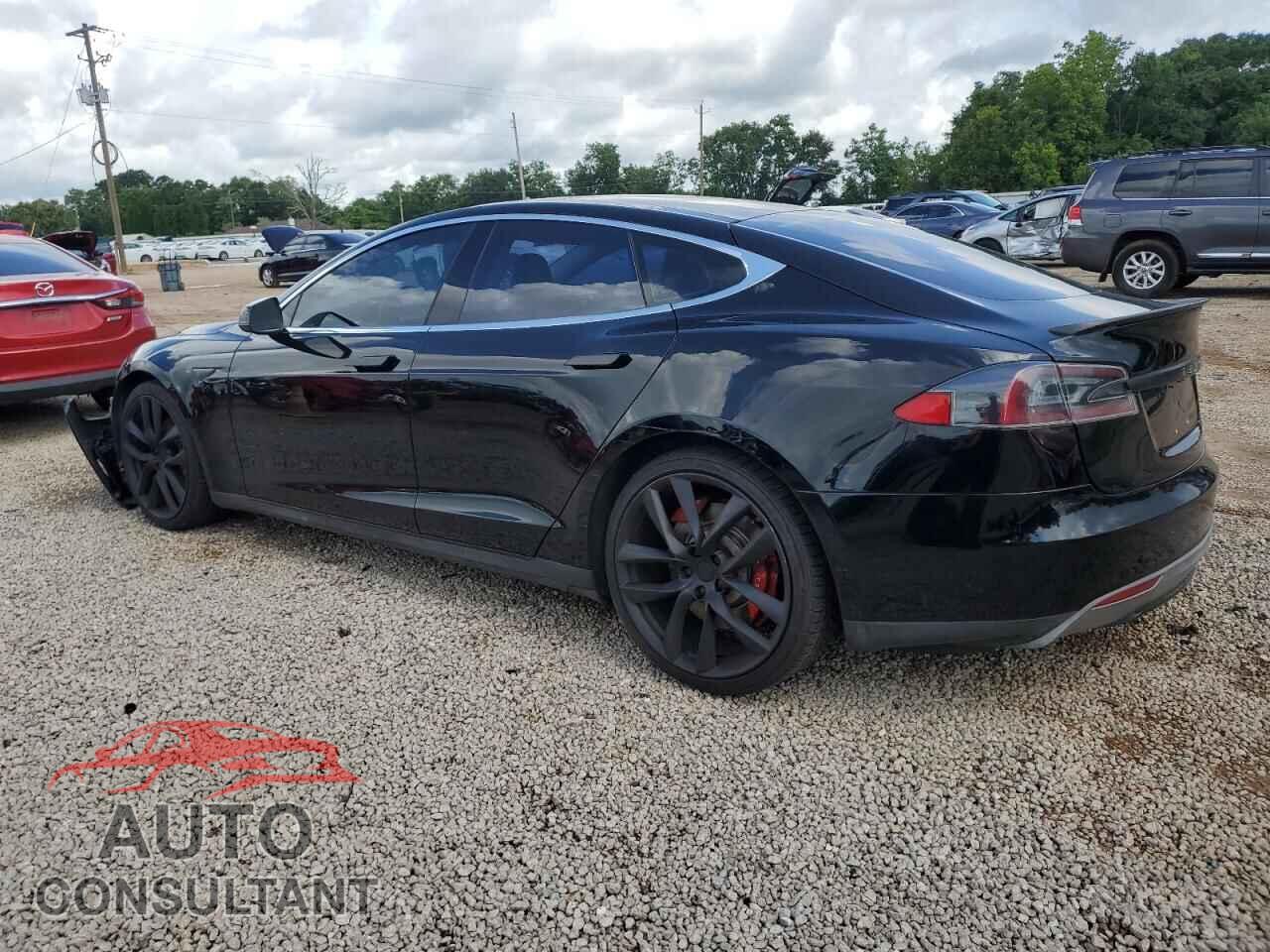 TESLA MODEL S 2013 - 5YJSA1CG4DFP20395