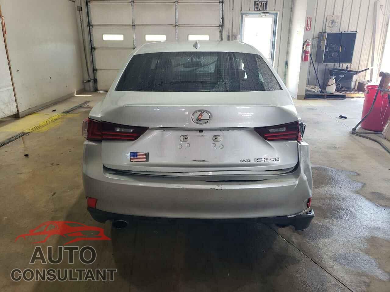 LEXUS IS 2014 - JTHCF1D21E5013037