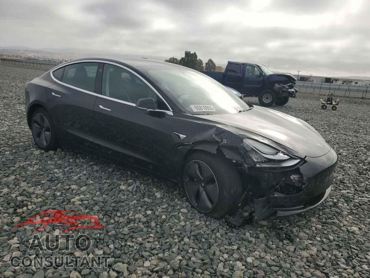 TESLA MODEL 3 2019 - 5YJ3E1EB4KF385582