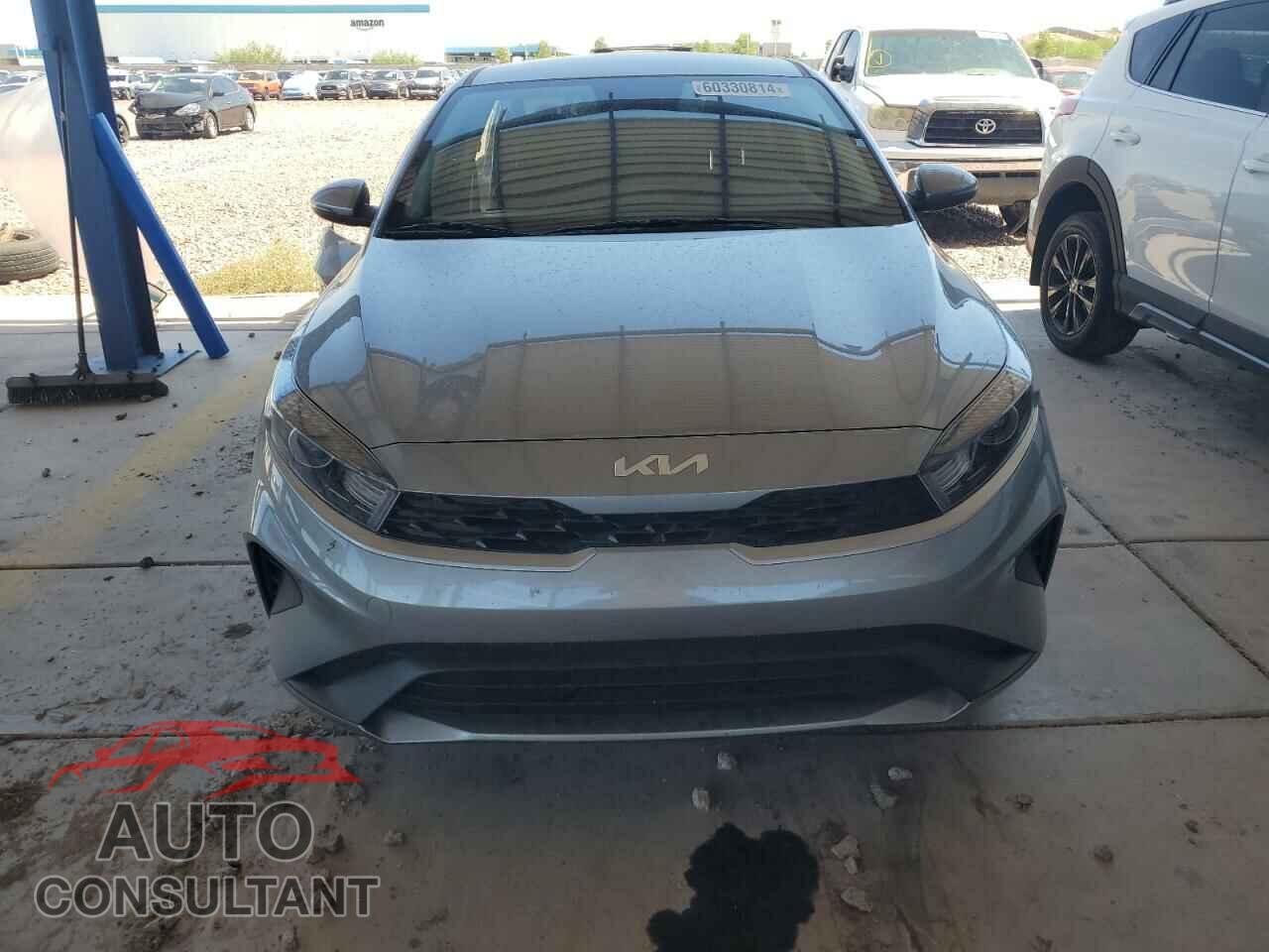 KIA FORTE 2024 - 3KPF24AD2RE703648