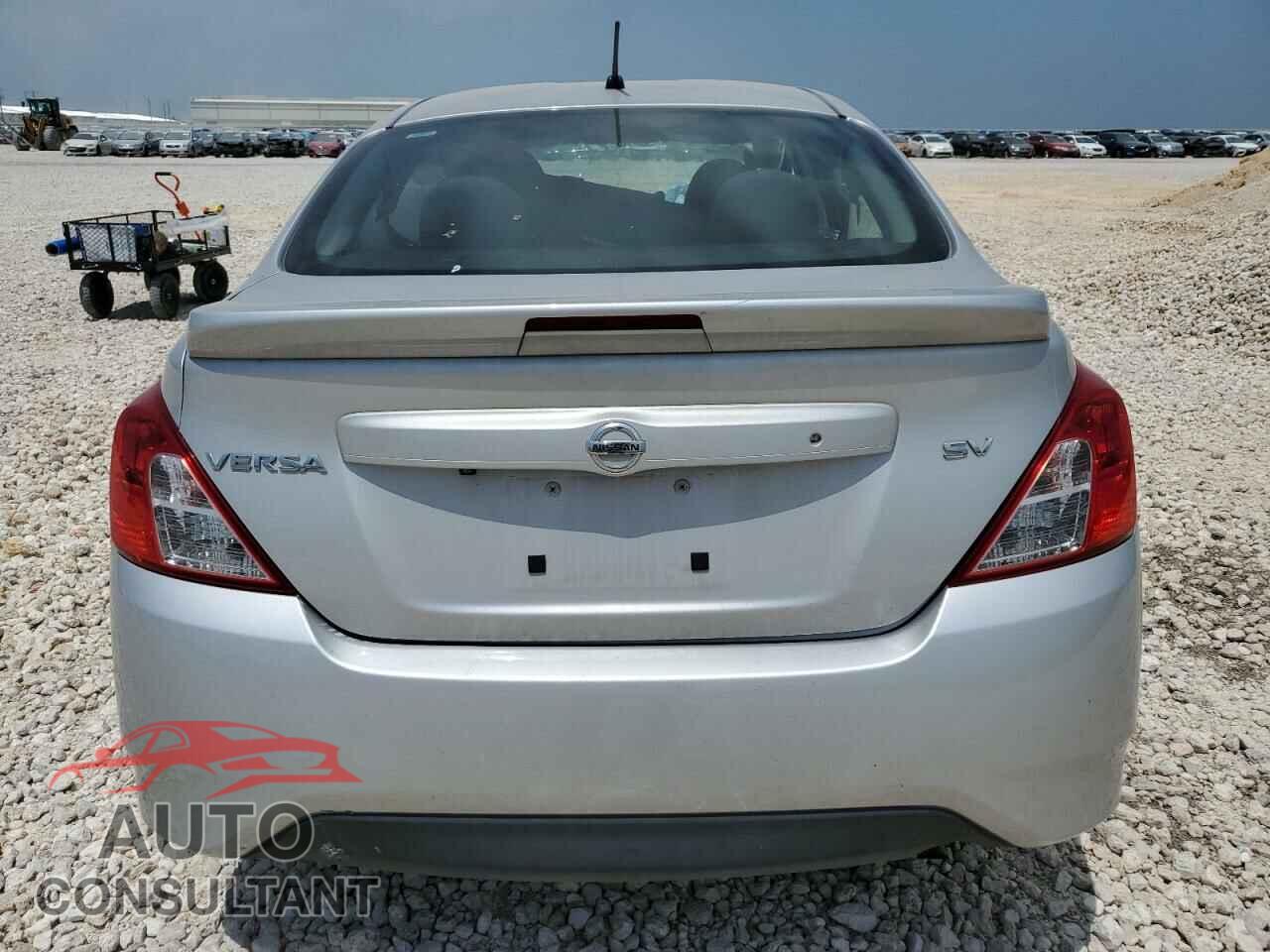 NISSAN VERSA 2019 - 3N1CN7AP3KL859207