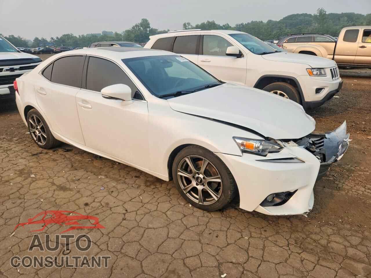 LEXUS IS 2014 - JTHBF1D29E5024511