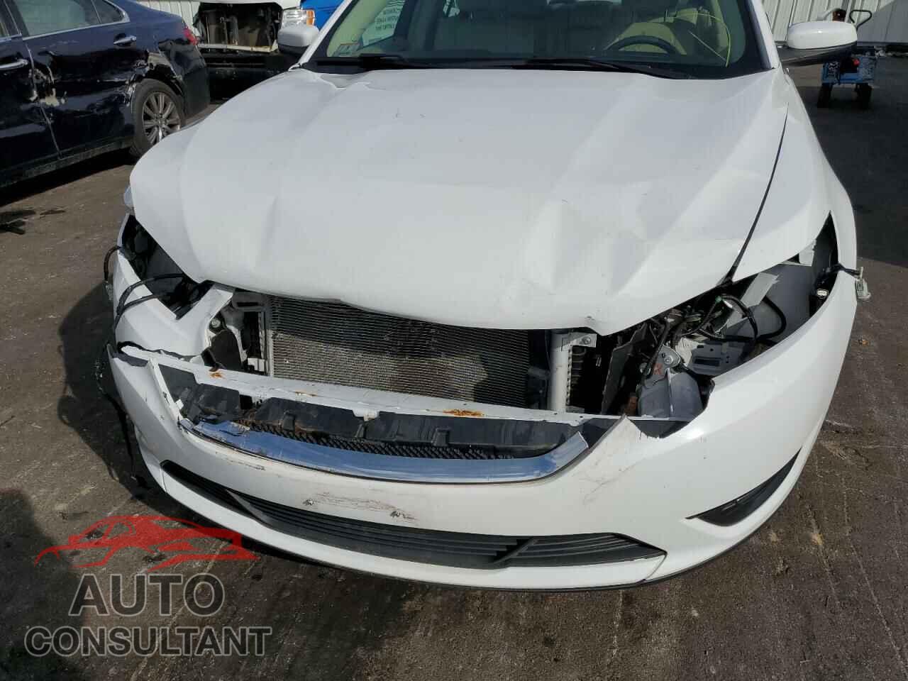 FORD TAURUS 2017 - 1FAHP2E8XHG125217