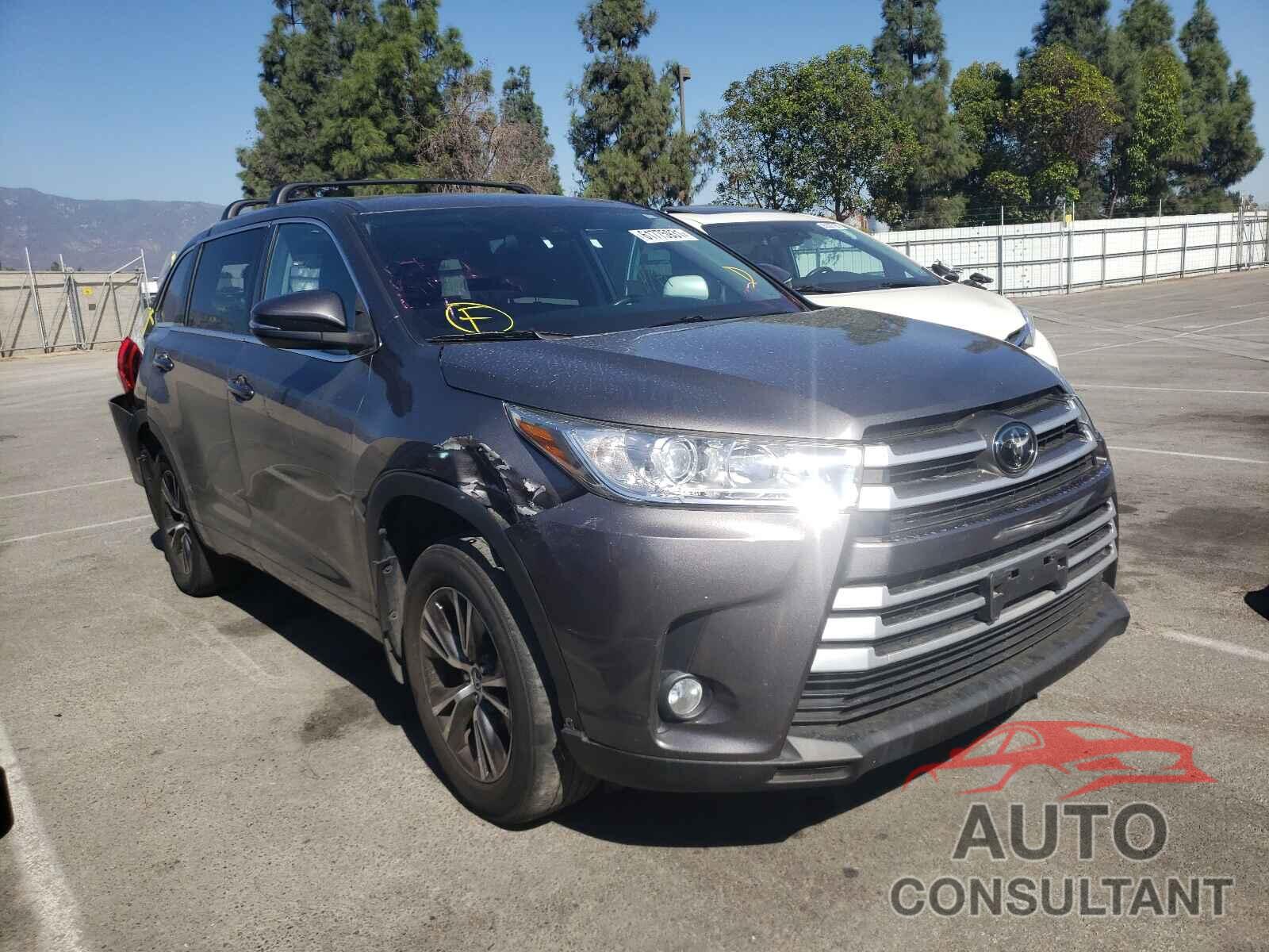 TOYOTA HIGHLANDER 2018 - 5TDBZRFH4JS856352