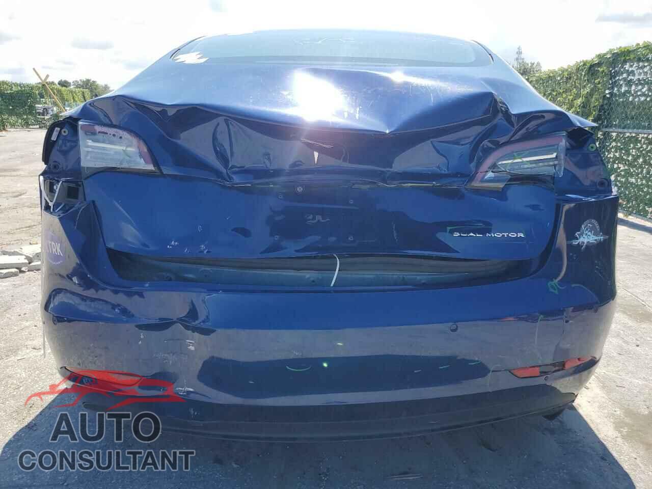 TESLA MODEL 3 2018 - 5YJ3E1EB2JF064994