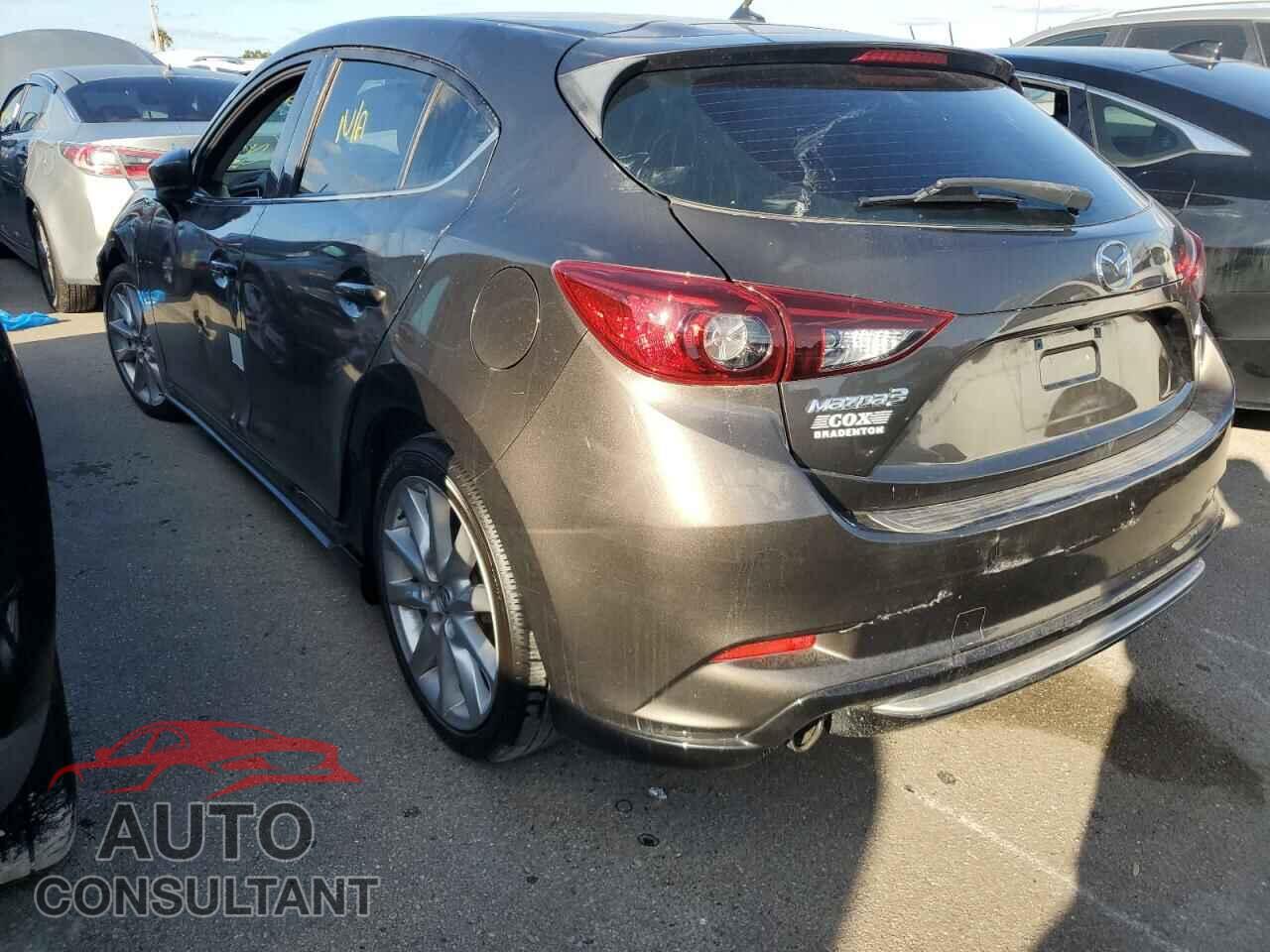 MAZDA 3 2017 - 3MZBN1L70HM132402