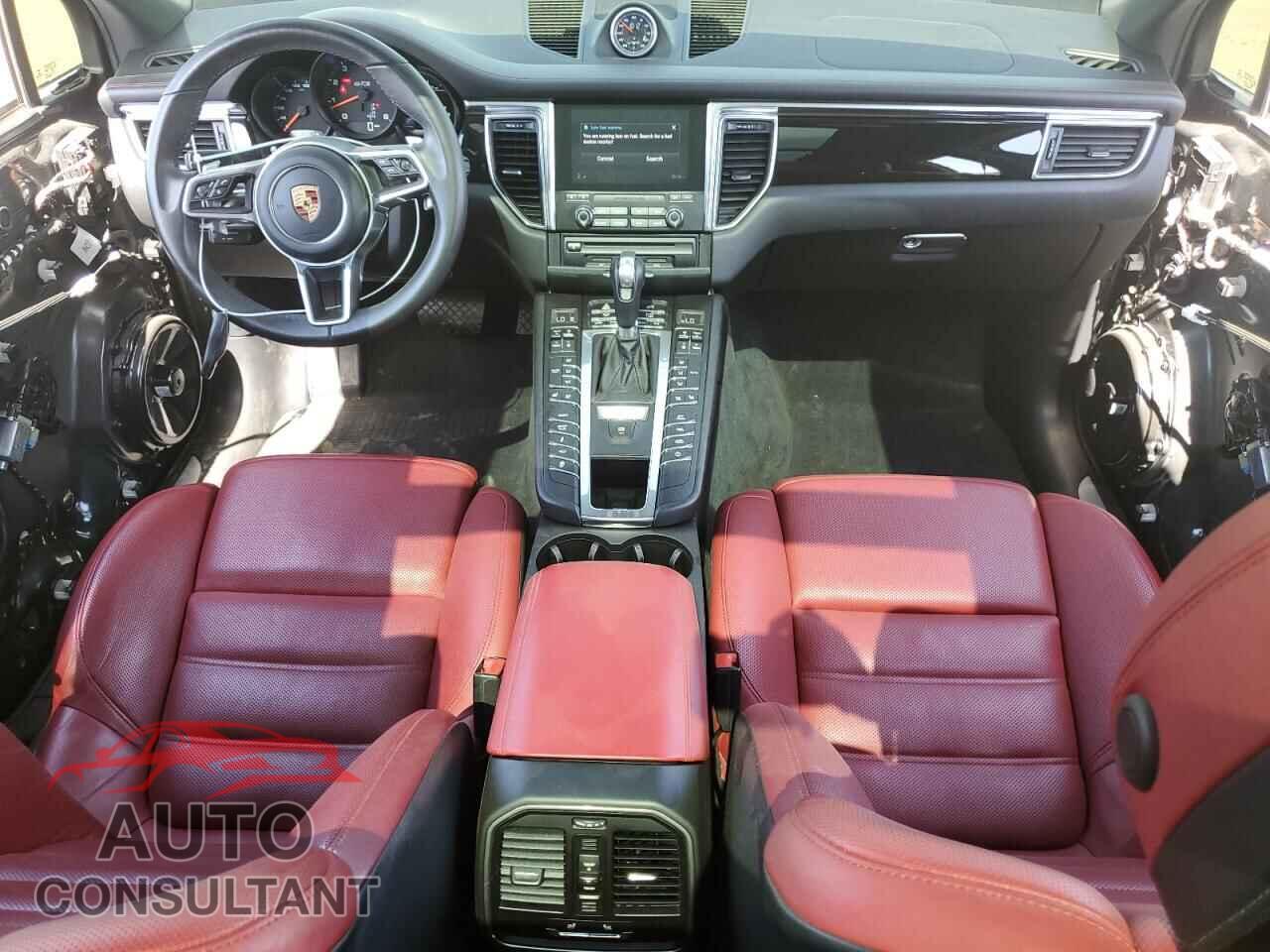 PORSCHE MACAN 2017 - WP1AG2A59HLB54785